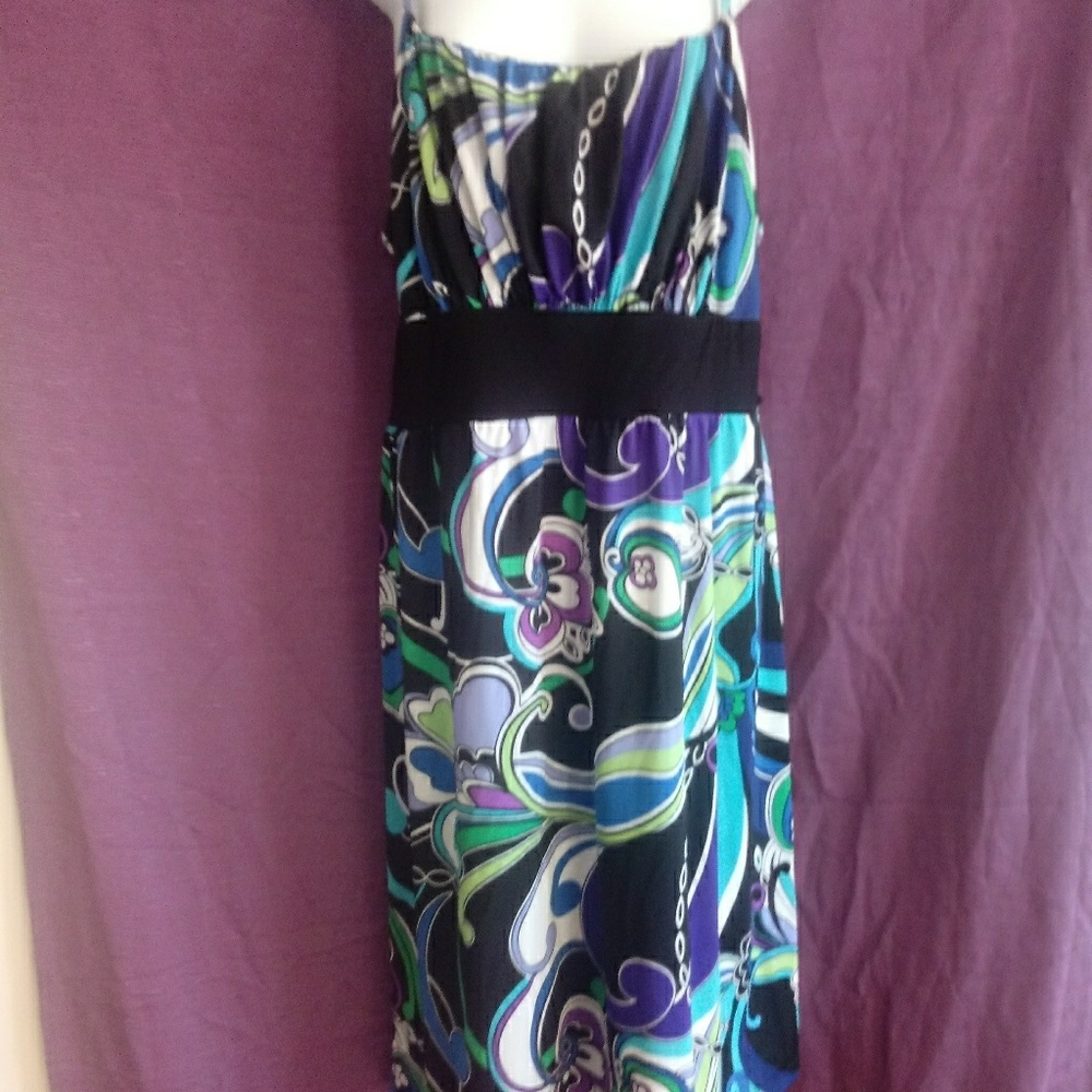 Beautiful Women's JFW dresses very Comfortable